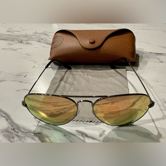 Limited Ray Ban Aviator 58mm Pink W
Metal Frames RB 3025 58014 -135 never warn - Picture 6 of 16